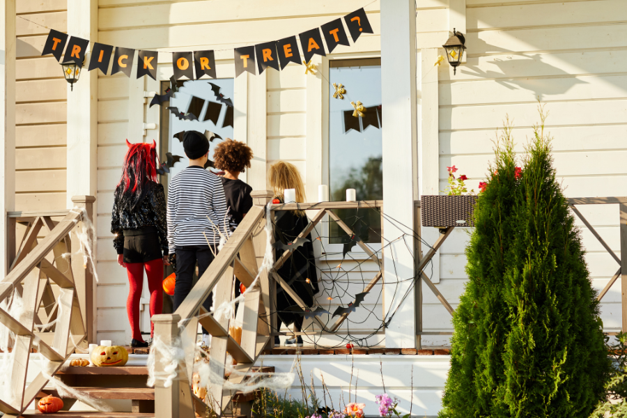 Trick-or-treaters at house